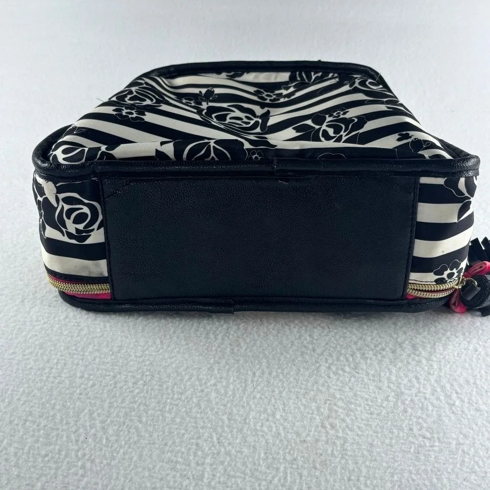 Betsey Johnson great perfect
